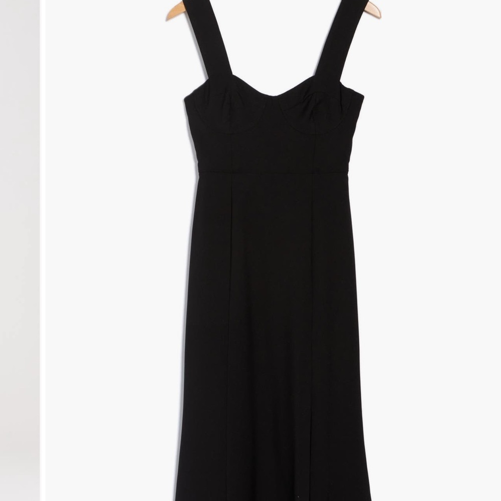 Hutch Elegant Black Sleeveless Midi Dress